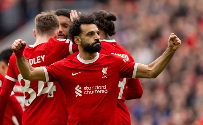premier ligde tepenin sahibi liverpool KtwjE9F1 jpg