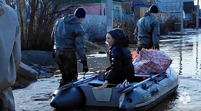 rusyada sel tehlikesi nedeniyle acil durum ilan edildi 1 wLDPysOc