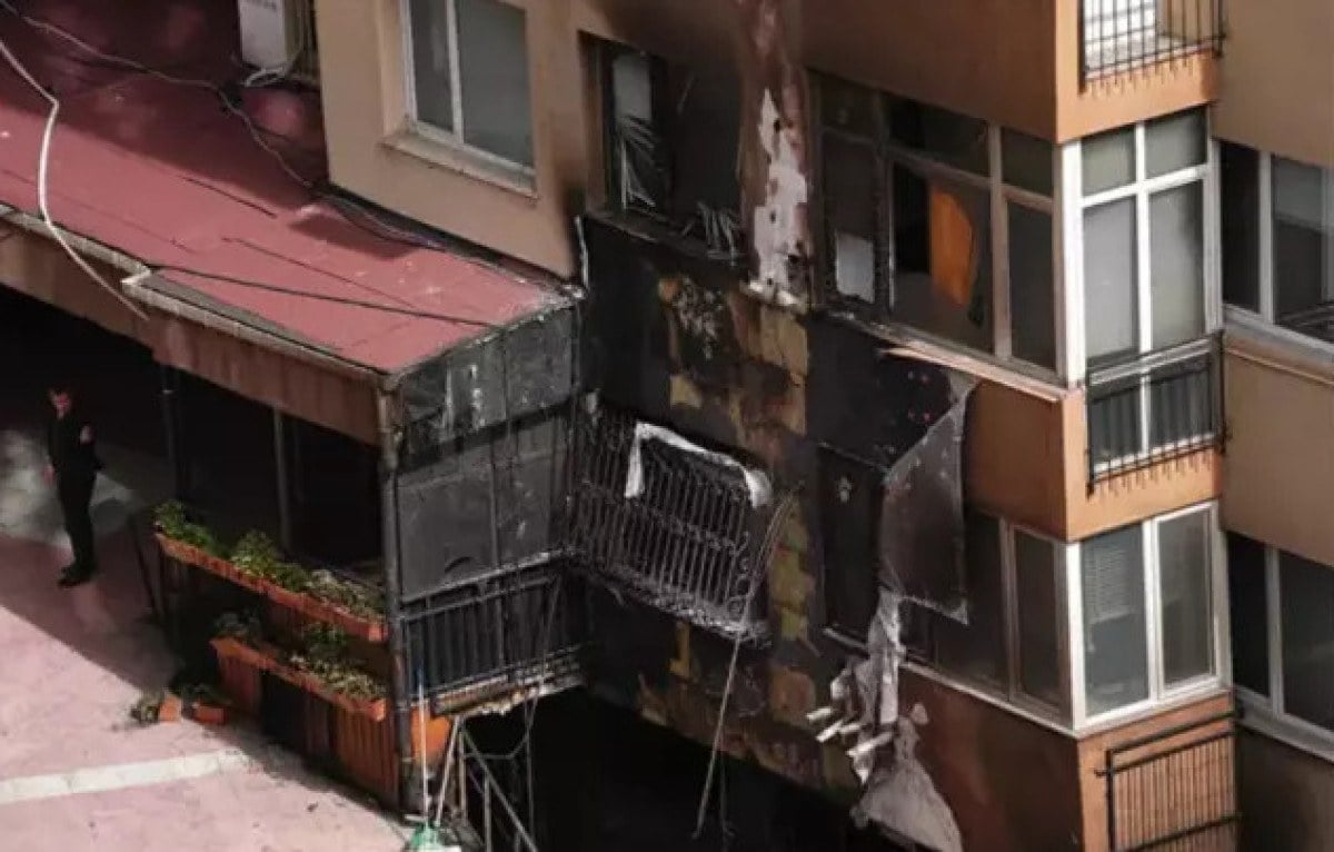 sarkici sinan akcil gece kulubundeki yangin ile ilgili paylasim yapti cezalarini ceksinler 1 q9cXDjsy