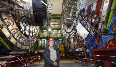 “Tanrı parçacığını” tahmin eden fizikçi Peter Higgs 94 yaşında öldü