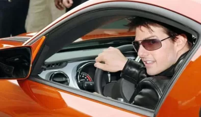 Tom Cruise Bugatti’den inerken resmen can çekişti! Ünlü markadan Cruise’a veto