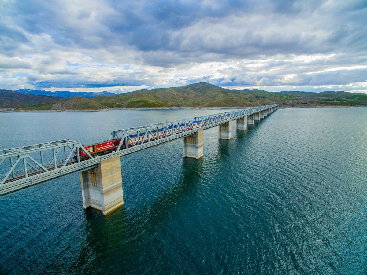 yeni turistik trenlerin yola cikacagi tarih belli oldu ankaradan tatvana diyarbakira 4