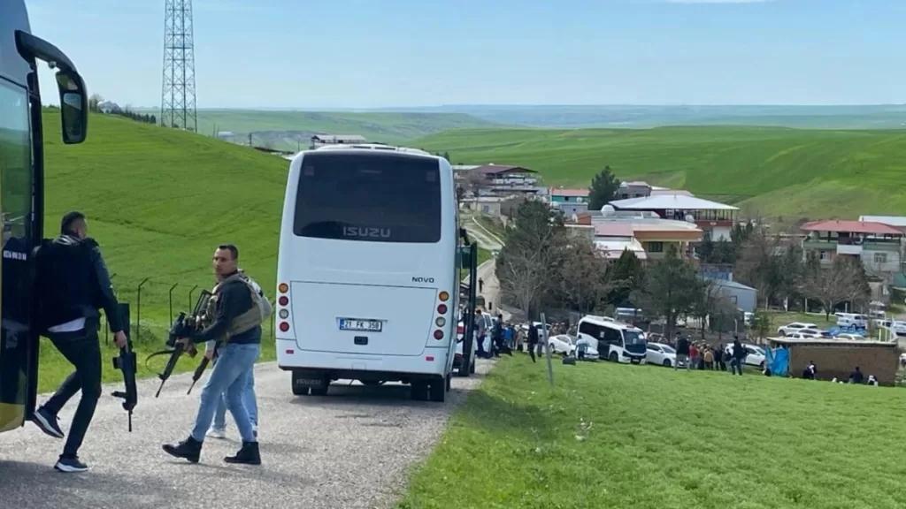 yerel secimlerde muhtarlik kavgalarinda kan akti 6 olu 62 yarali b8UYmLSI