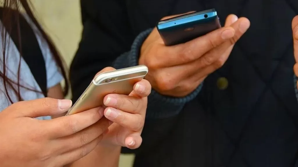 yurt disindan getirilen cep telefonlari icin kayit suresi uzatildi MtfJvqV5