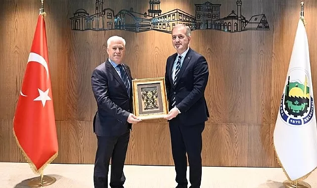 Bursa Büyükşehir Belediye Başkanı Mustafa Bozbey, İnegöl Belediye Başkanı Alper Taban’ı ziyaret etti