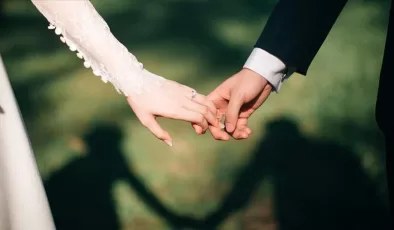 CHP’li Uşak Belediyesi, göçmenlerin nikah ücretlerinde zamma gitti