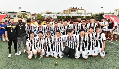Çiğli’de “19 Mayıs Futbol Turnuvası” Heyecanı Sona Erdi