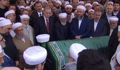 Cumhurbaşkanı Erdoğan, İsmailağa Cemaati lideri Hasan Kılıç’ın cenaze töreninde