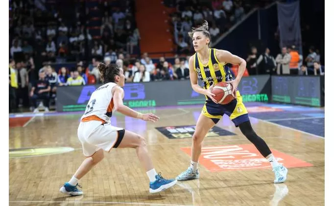 Fenerbahçe Bayan Basketbol Grubu 18. kere kazandı
