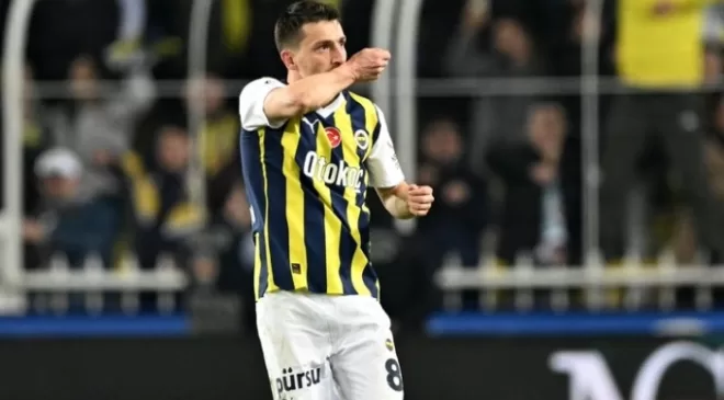 Fenerbahçe’ye Mert Hakan’dan müjde