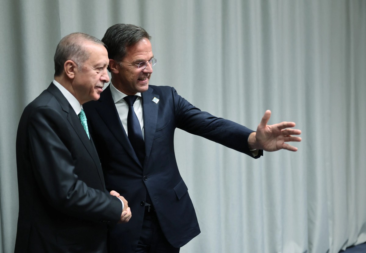 hollanda basbakani mark rutte turkiyeye geliyor cumhurbaskani erdogandan destek isteyecek 0
