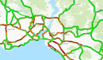 İstanbul’da yağmur nedeniyle hafta sonu trafik yoğunlaştı