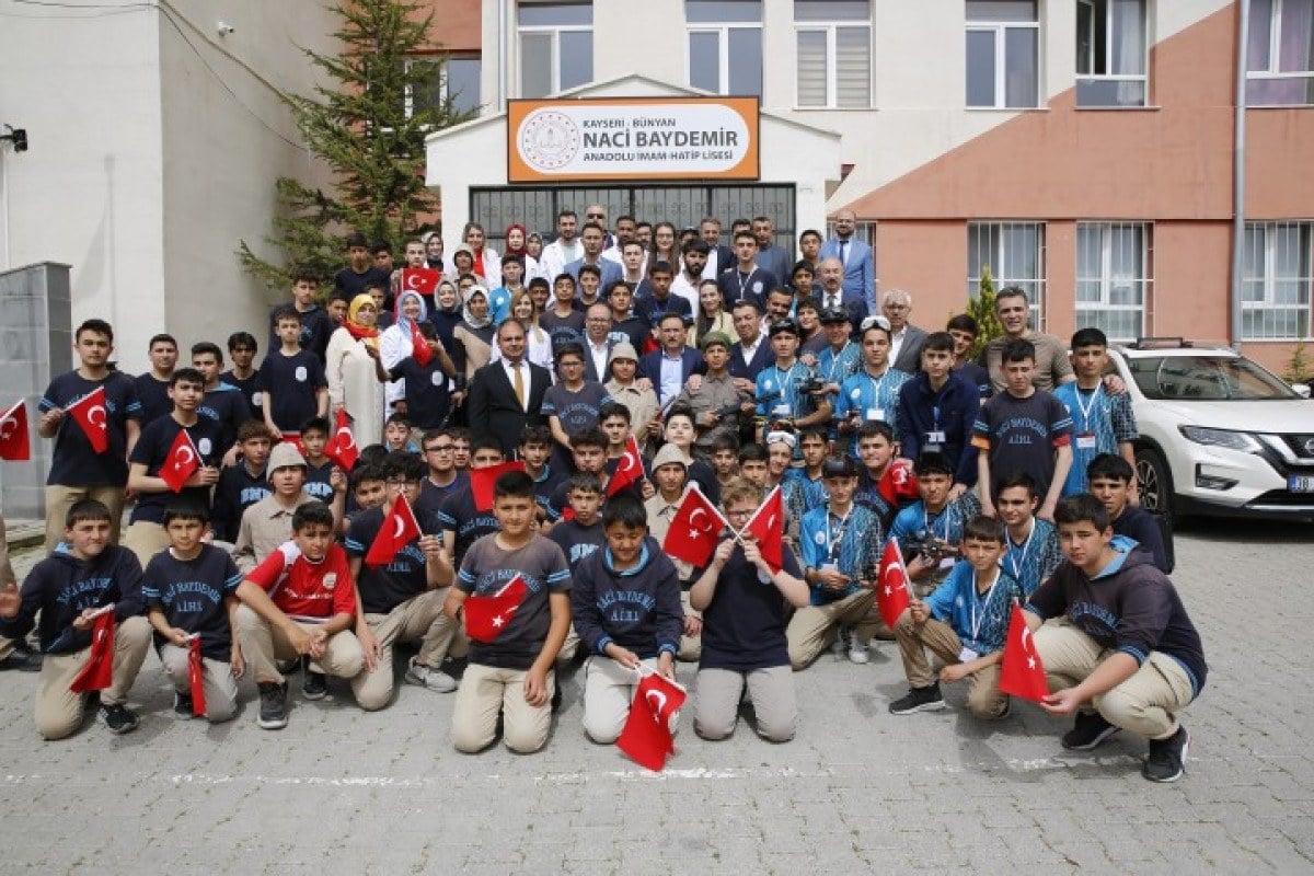 kayseri valiliginden turkiyede bir ilk her mahalleye bir spor okulu projesi 1 iCD9TW6n