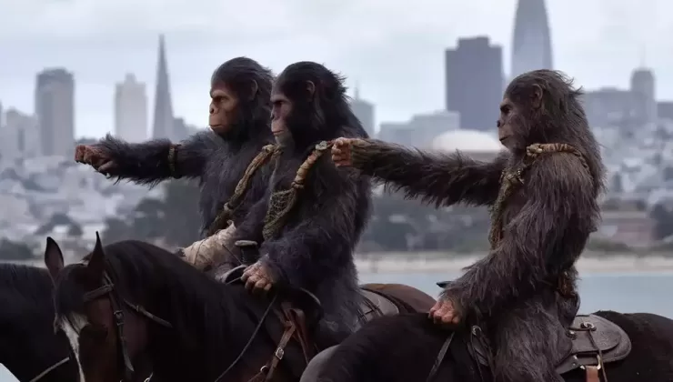 Maymunlar Gezegeni’nin maymunları, gerçek insanların arasına böyle gezindi