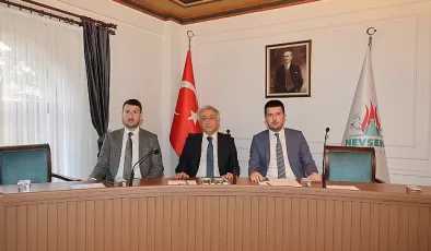 Nevşehir Belediye Meclisi Mayıs Ayı Olağan Toplantısı, Belediye Meclis Başkan Vekili Hasan Hüseyin Berber başkanlığında yapıldı