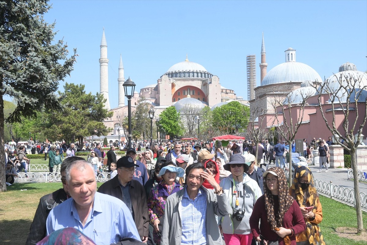 turkiyeye bu yil en fazla turist komsu ulkelerden geldi ilk sirada iran var 0 td6MiBQu