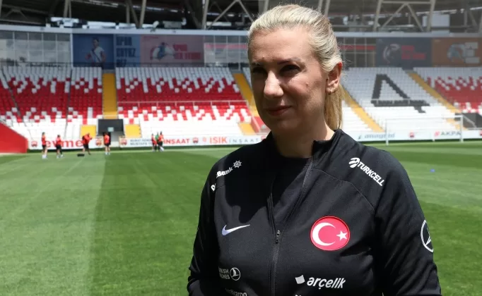 A Ulusal Bayan Futbol Kadrosu, Azerbaycan’ı yenmek istiyor