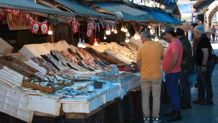 Balıkçılar fiyatlar ucuzlasın diye ihracata kısıtlama istedi