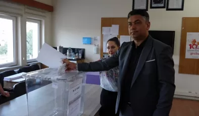 Bulgaristan seçimleri için çifte vatandaşlar sandık başında