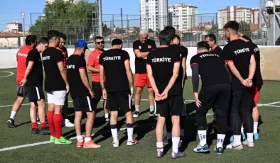 Görme Engelli Ulusal Futbol Ekibi, Paralimpik Oyunları için Kayseri’de güç depoluyor