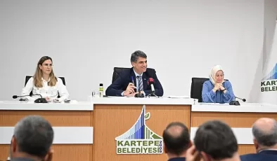 Kartepe Belediyesi Haziran Ayı olağan meclis toplantısı Kartepe Belediye Başkanı Av.M.Mustafa Kocaman başkanlığında yapıldı