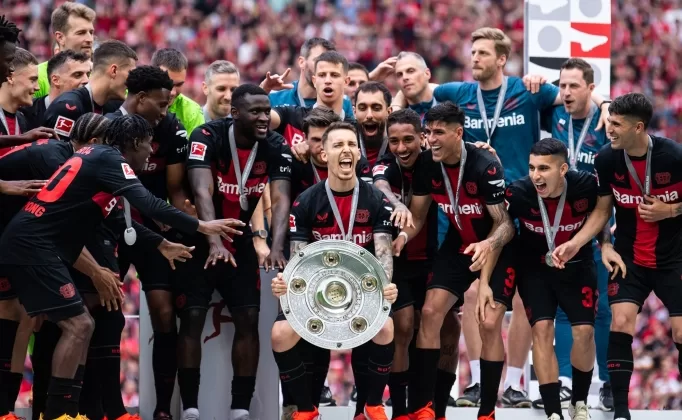 Leverkusen, namağlup şampiyonları hatırlattı