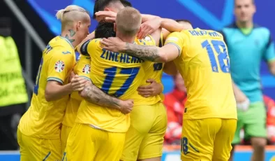 Ukrayna, ikinci yarıda turnuvaya tutundu