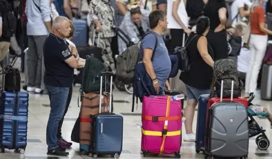 Antalya Havalimanı’nın yolcu ve uçak yoğunluğu arttı