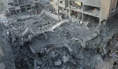 BM: Gazze’de binaların yarısından fazlası yıkıldı