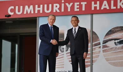 Cumhurbaşkanı Erdoğan’ın CHP’yi ziyaretinden kareler