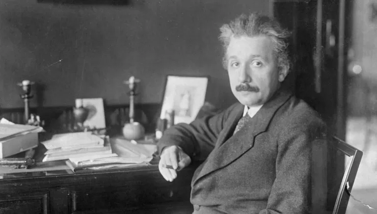 Einstein’ın ABD Başkanına yazdığı atom bombası mektubu satışa çıkıyor