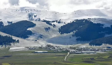 Mayıs ayında Erzurum dondu, Şanlıurfa yandı