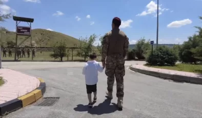 Türk Silahlı Kuvvetleri’nden duygulandıran Babalar Günü videosu