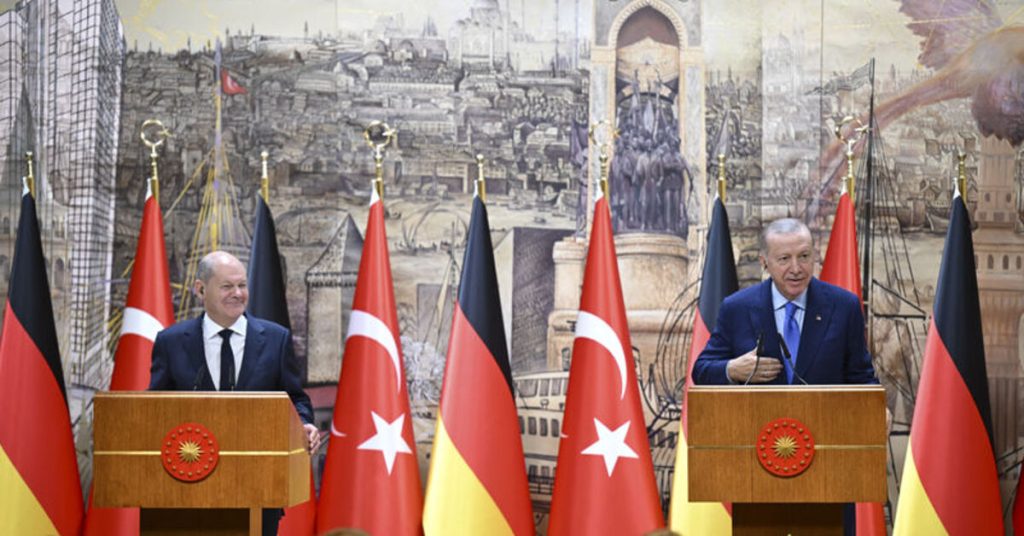 almanya basbakani scholz039un turkiye039yle savunma alaninda isbirligi mesajlari alman basininda dis haberler