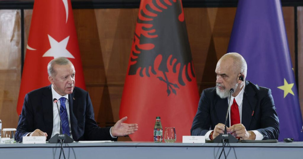 son dakika cumhurbaskani erdogan arnavutluk039ta basbakan edi rama ile ortak basin toplantisi duzenledi dis haberler