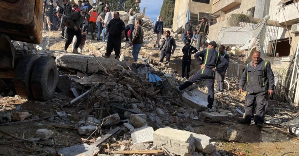 israil suriye039nin baskenti sam039a hava saldirisi duzenledi dunya haberleri dis haberler