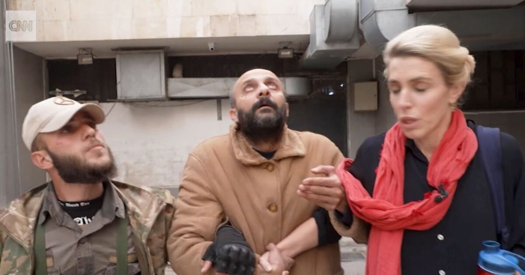 hapishanedeki suriyeli adamin bulundugu anlar dunya gundemine oturmustu gercek ortaya cikti dis haberler