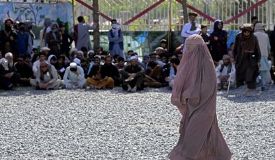 Taliban'dan kadınlara "pencere" yasağı | Dış Haberler