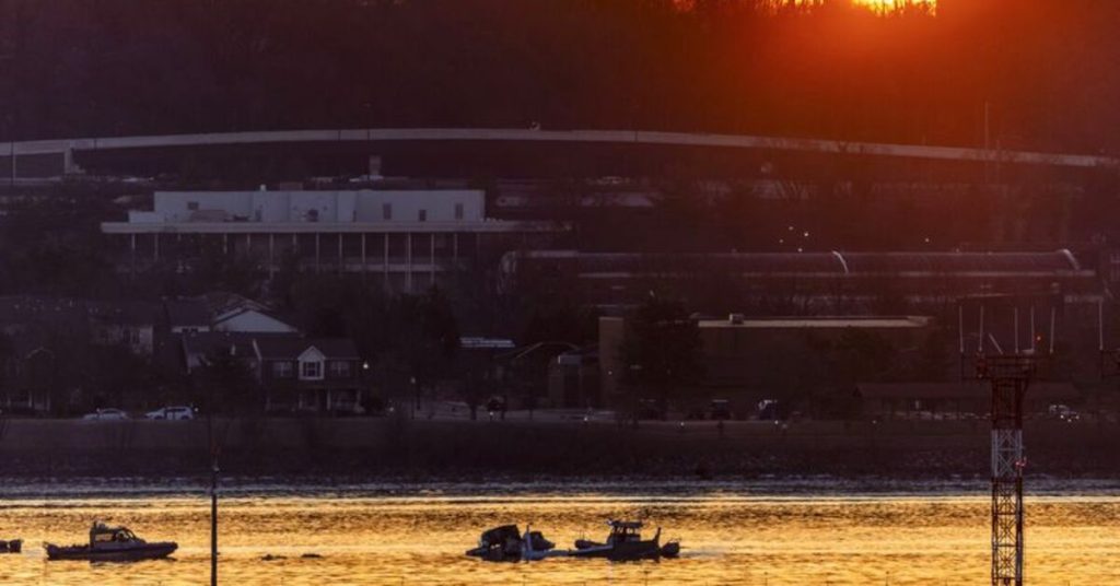 abd039de helikopterle ucagin carpistigi kazada hayatini kaybeden 55 kisinin kalintilarina ulasildi dis haberler